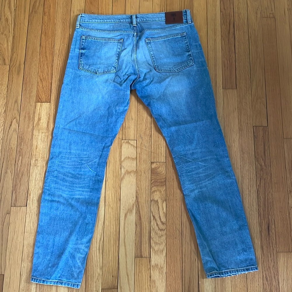 Frye Jeans size 36, Light Wash
